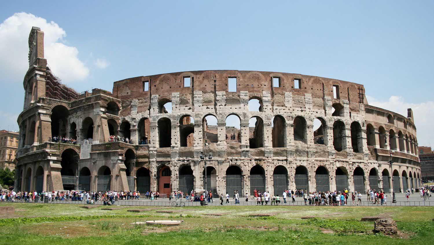 El Coliseo, antigua construcción romana dedicada a espectáculos